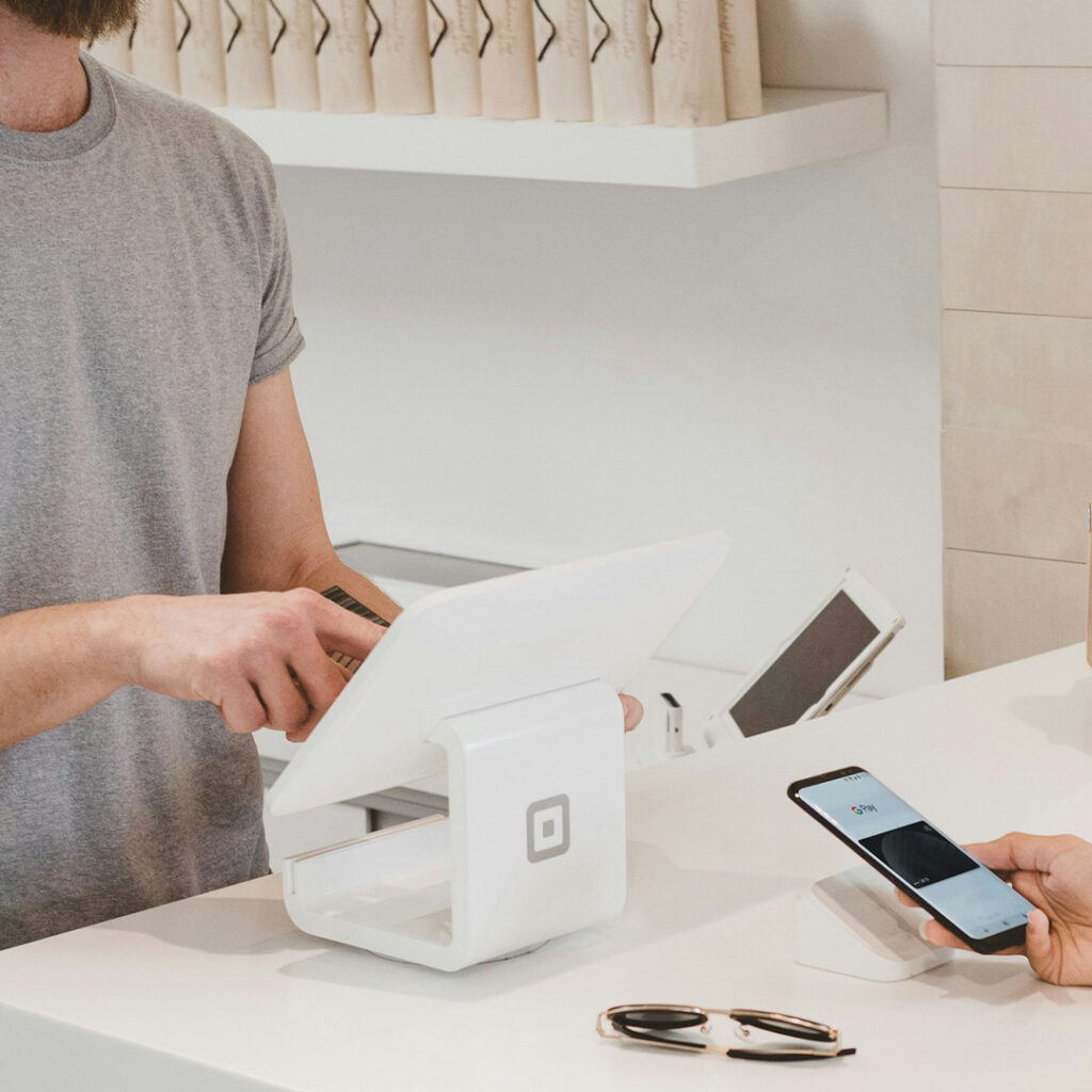 Defensa a la Competencia y Protección al Consumidor